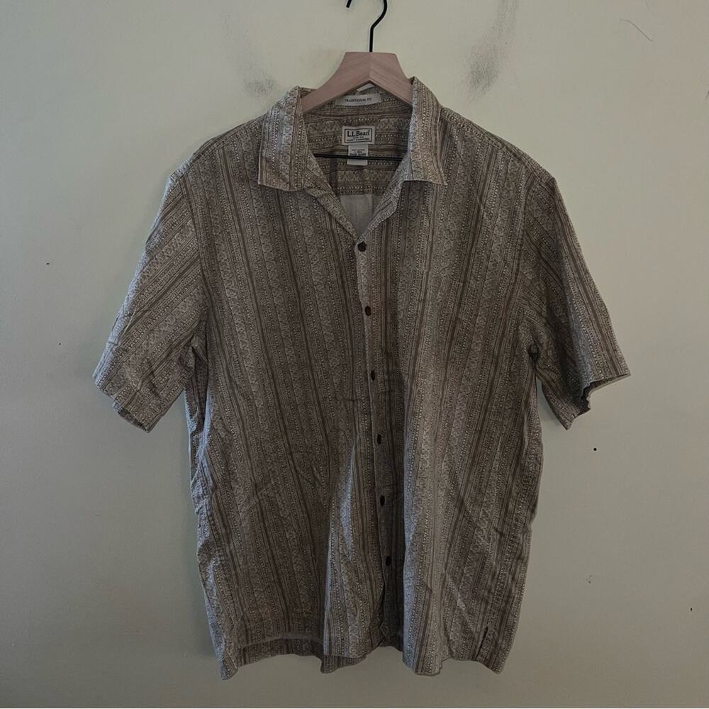 VNTG L.L.BEAN patterned short sleeve cotton button up L - Picture 6 of 6